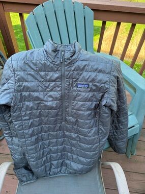 Patagonia Quilted Gray Half-Zip Pullover
